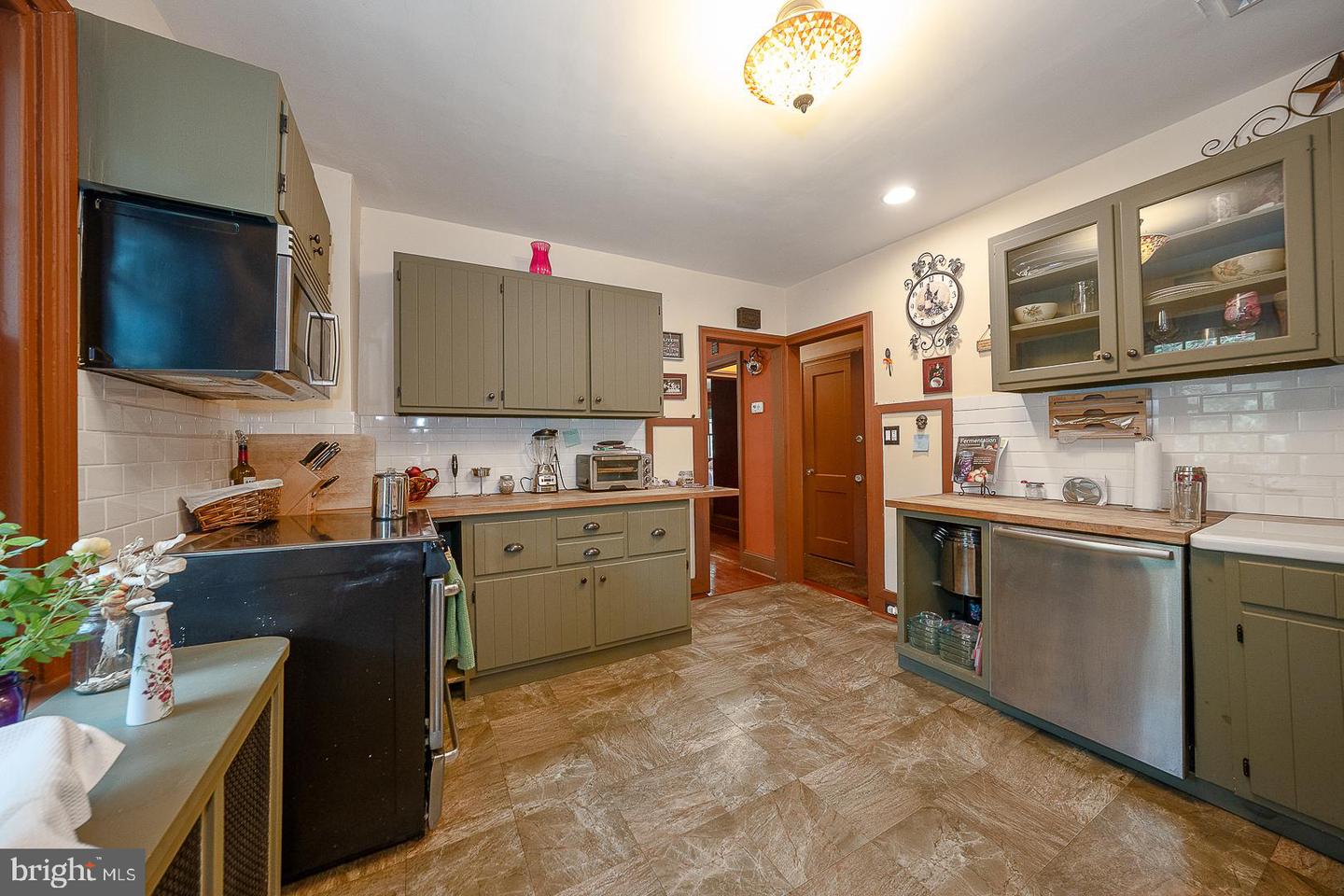 156 Pencoyd Ave Property Photo 7