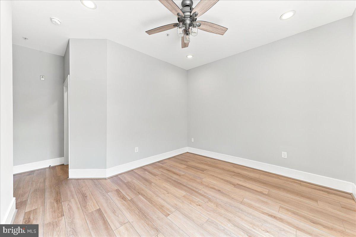537 Apple St #101 Property Photo 16