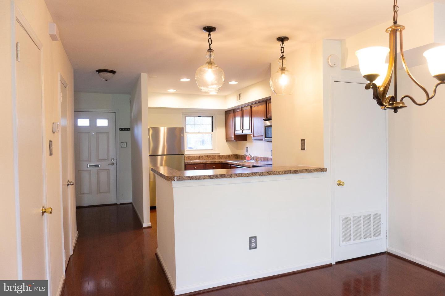 37 Winston Ct #105 U-37 Property Photo 4