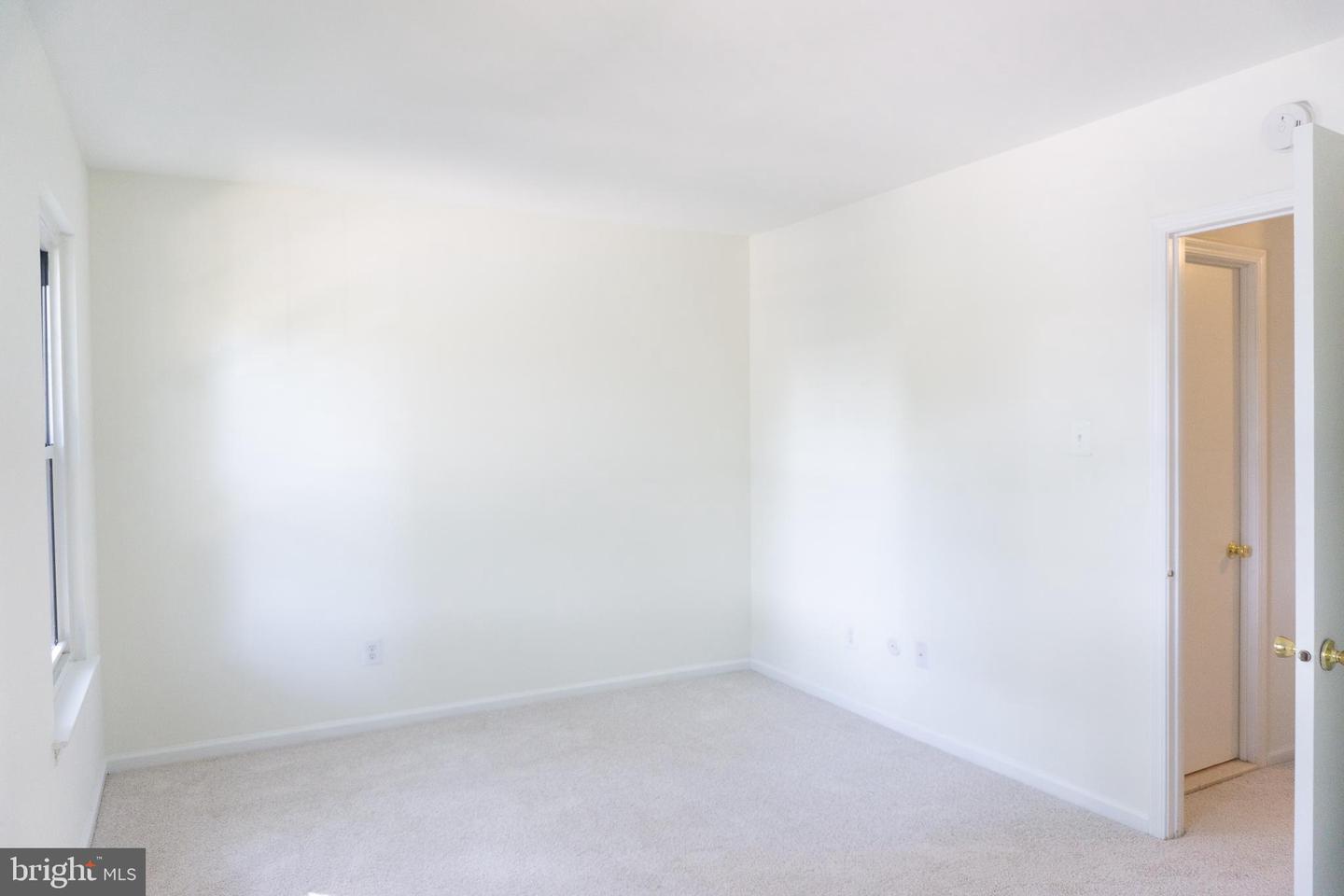 37 Winston Ct #105 U-37 Property Photo 9