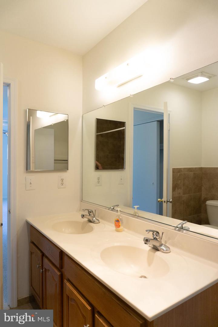37 Winston Ct #105 U-37 Property Photo 13