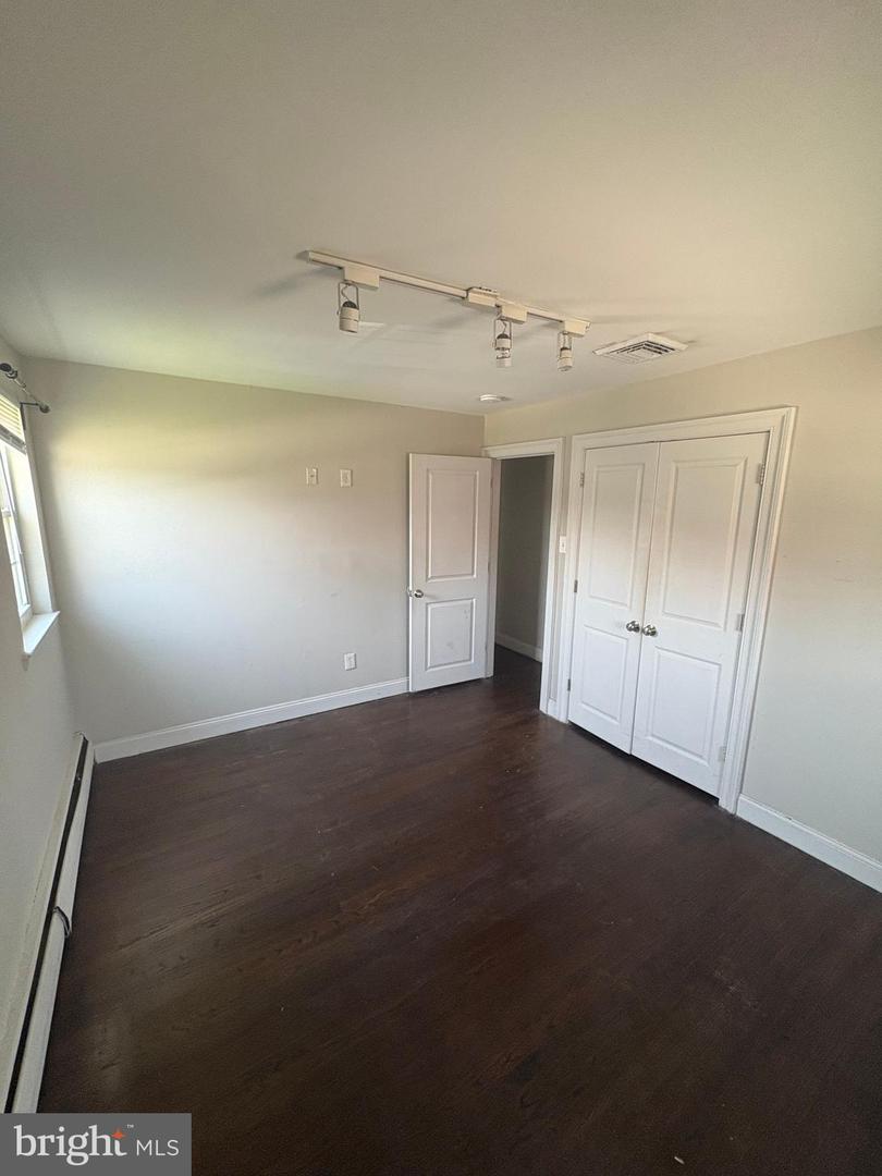 210 Trinity Ave #c5 Property Photo 5