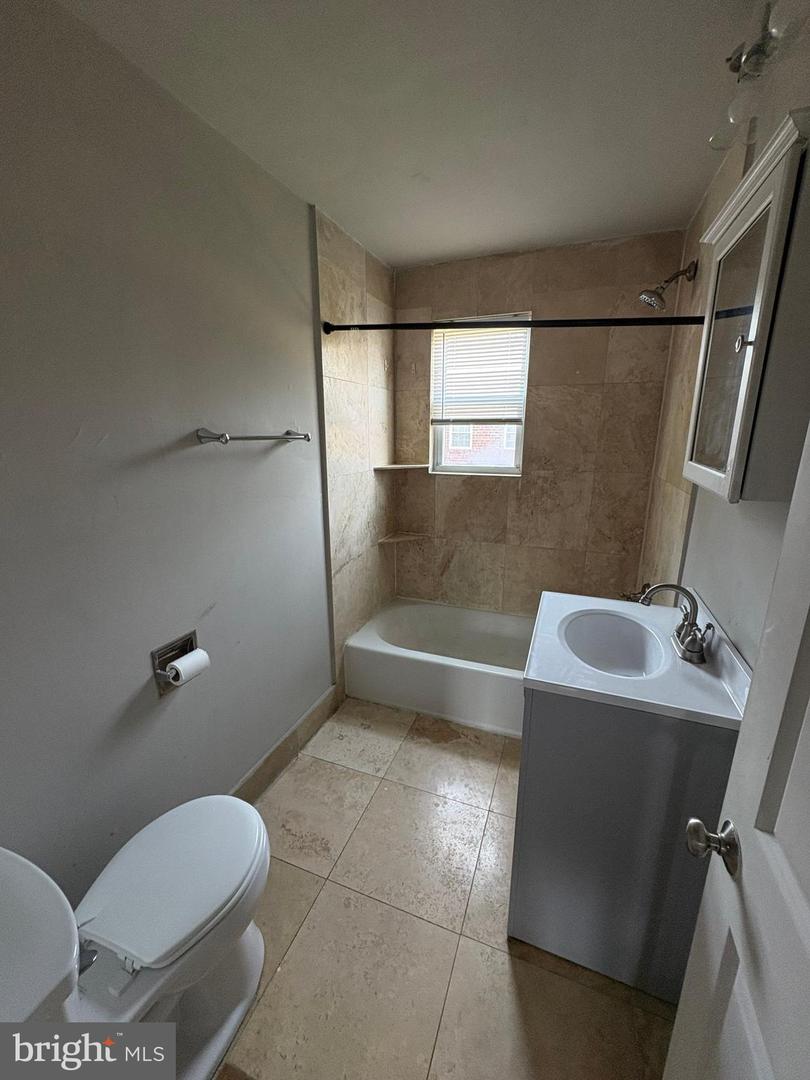 210 Trinity Ave #c5 Property Photo 8