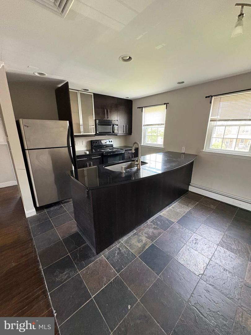 210 Trinity Ave #c5 Property Photo 11