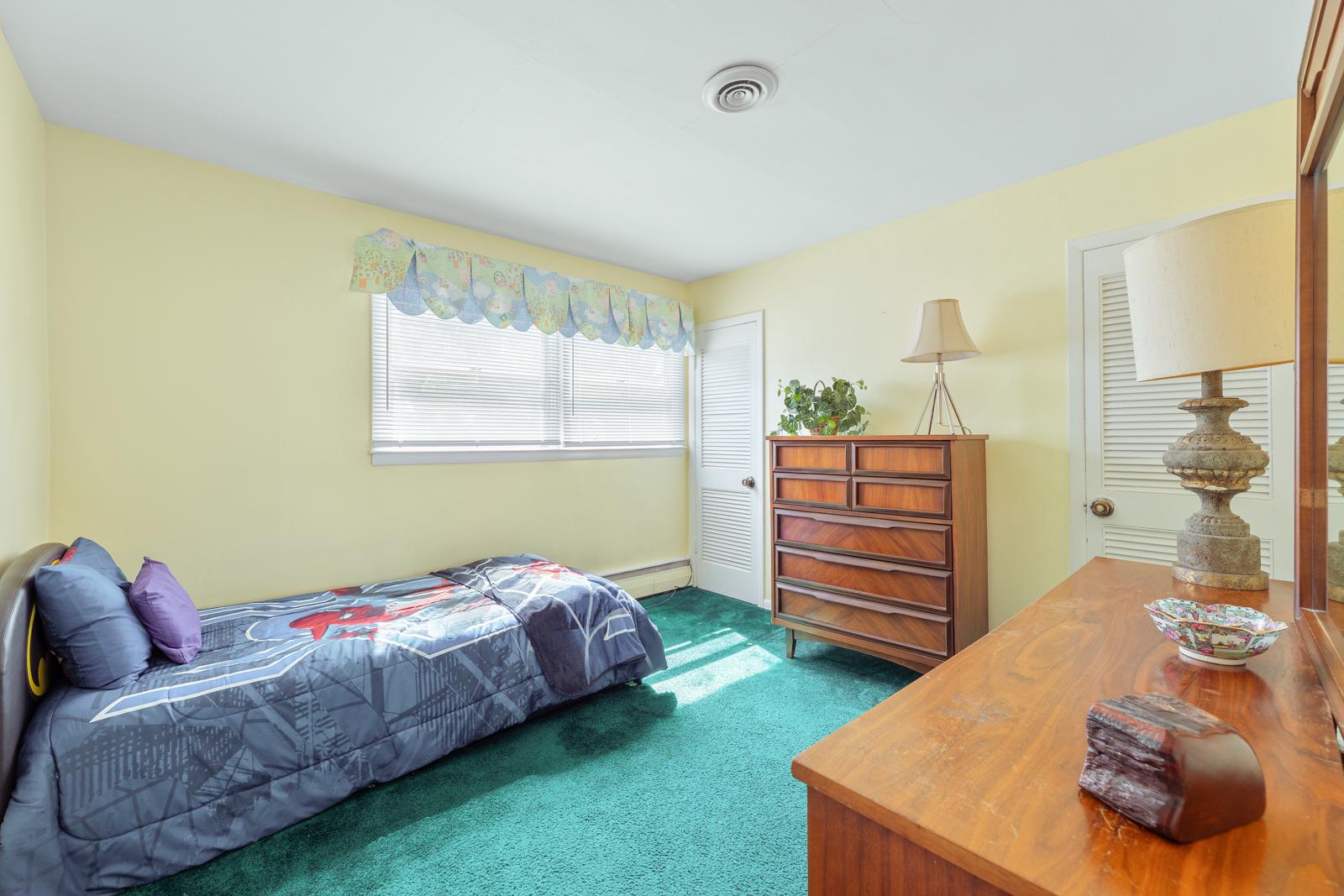 552 Cardinal Dr Property Photo 17