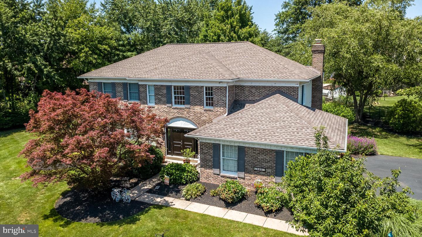 582 Weikel Rd # Property Photo 1