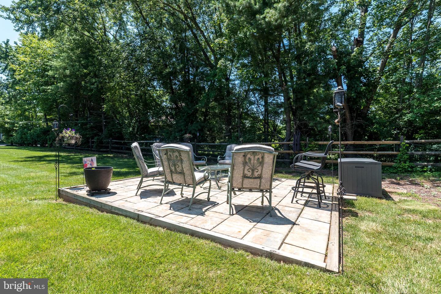 582 Weikel Rd # Property Photo 16