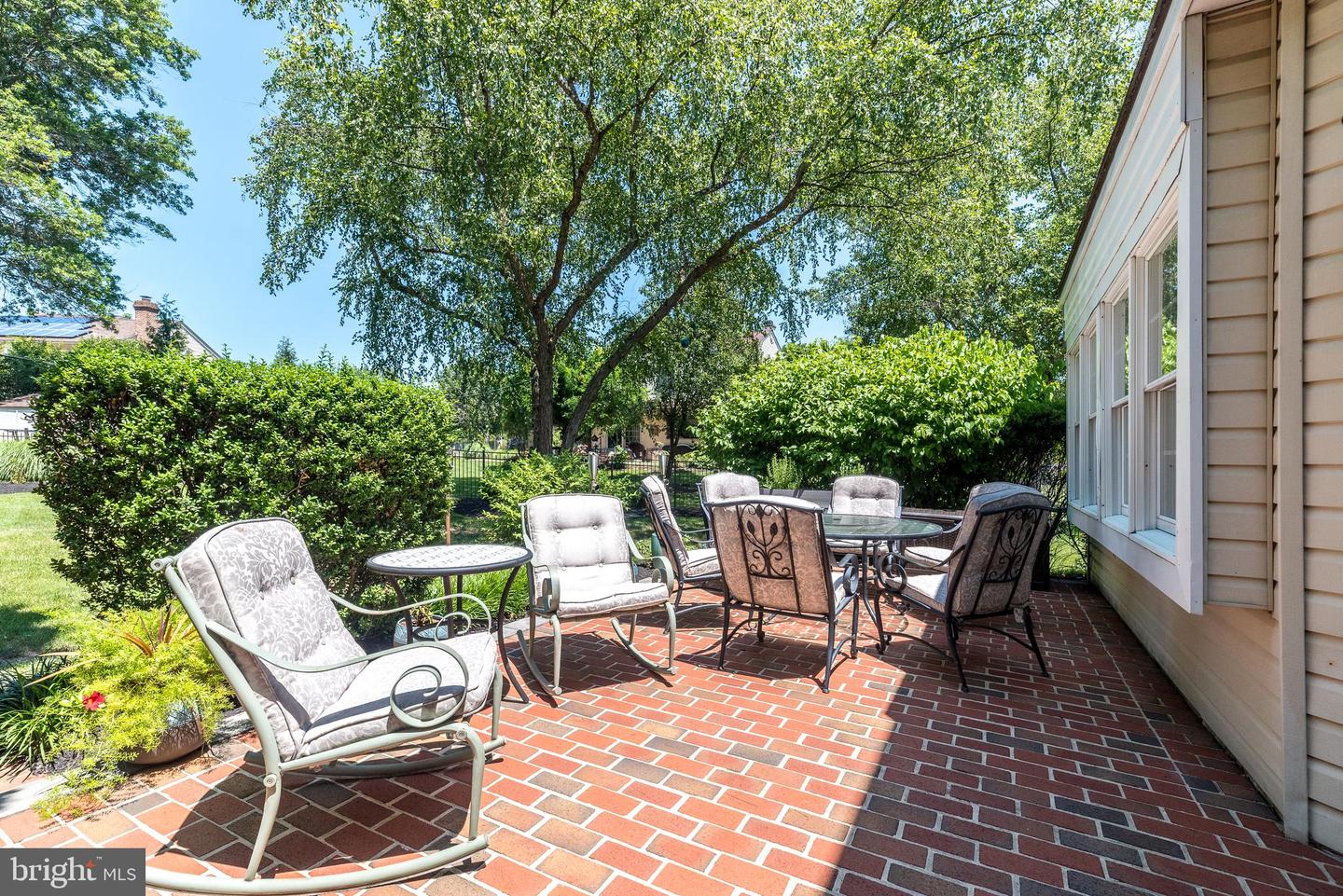 582 Weikel Rd # Property Photo 21