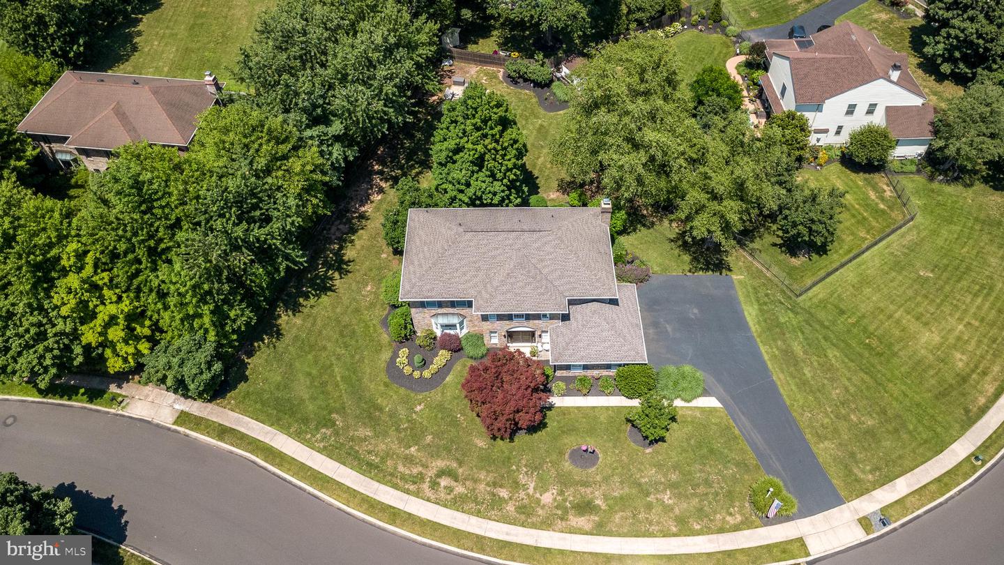 582 Weikel Rd # Property Photo 23