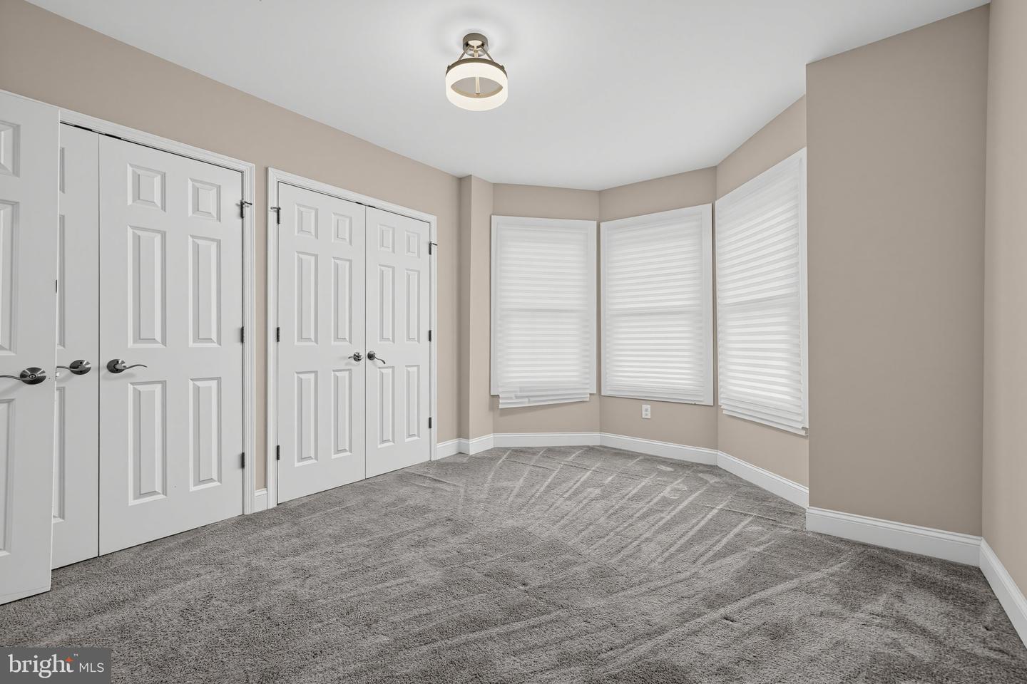 927 Spring Mill Ave Property Photo 6