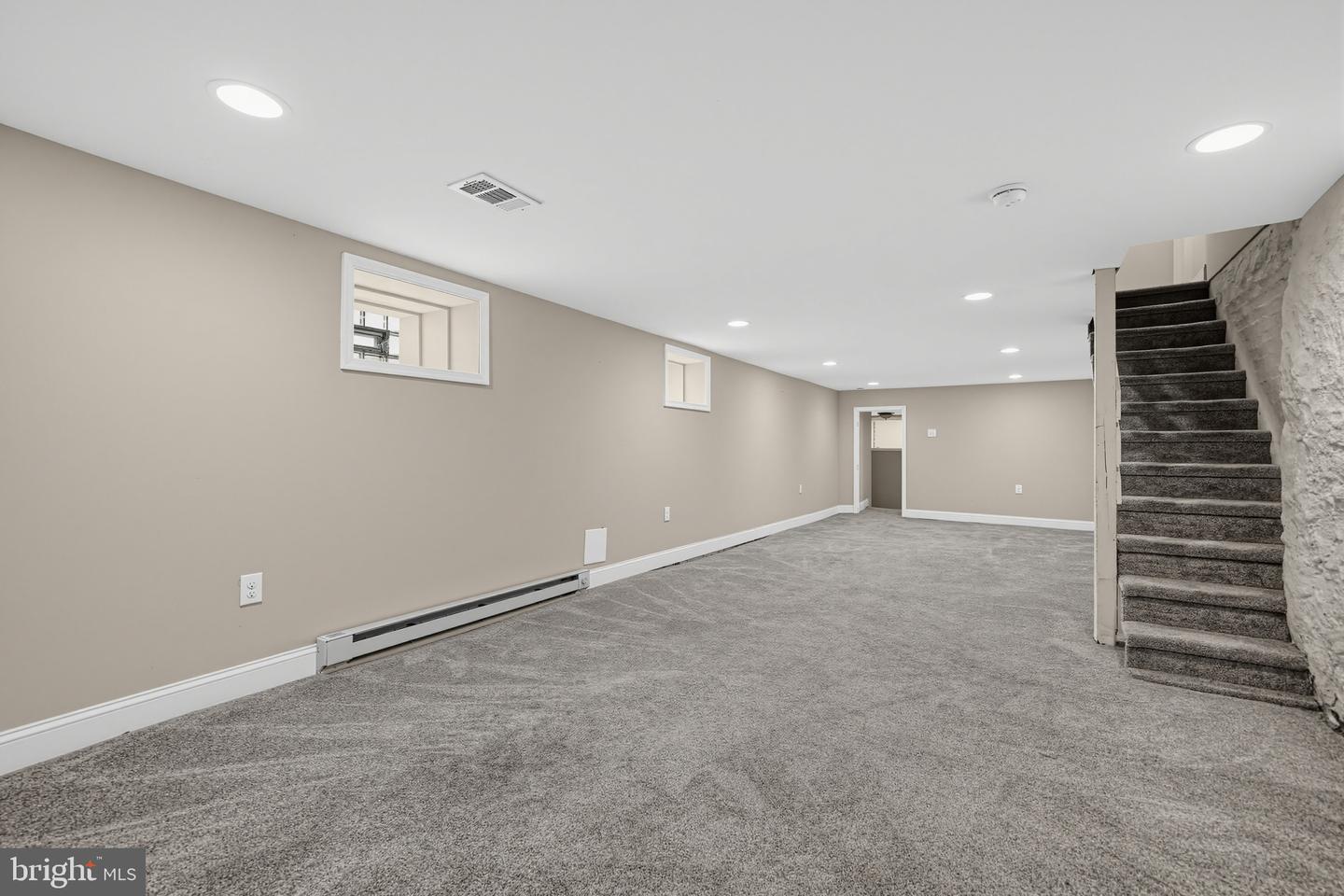 927 Spring Mill Ave Property Photo 14