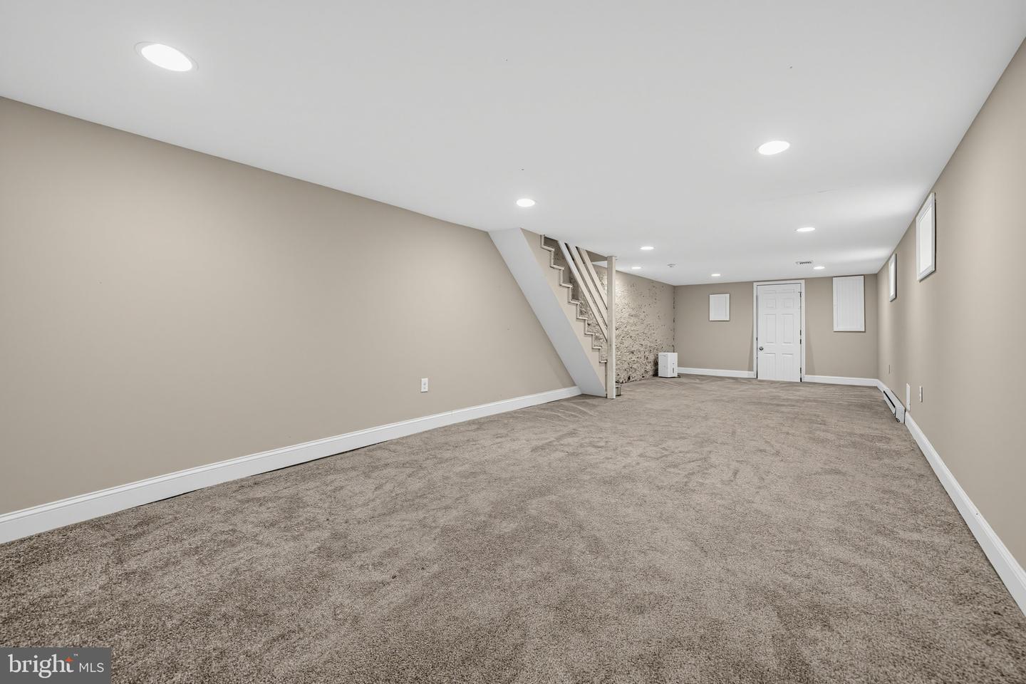 927 Spring Mill Ave Property Photo 15
