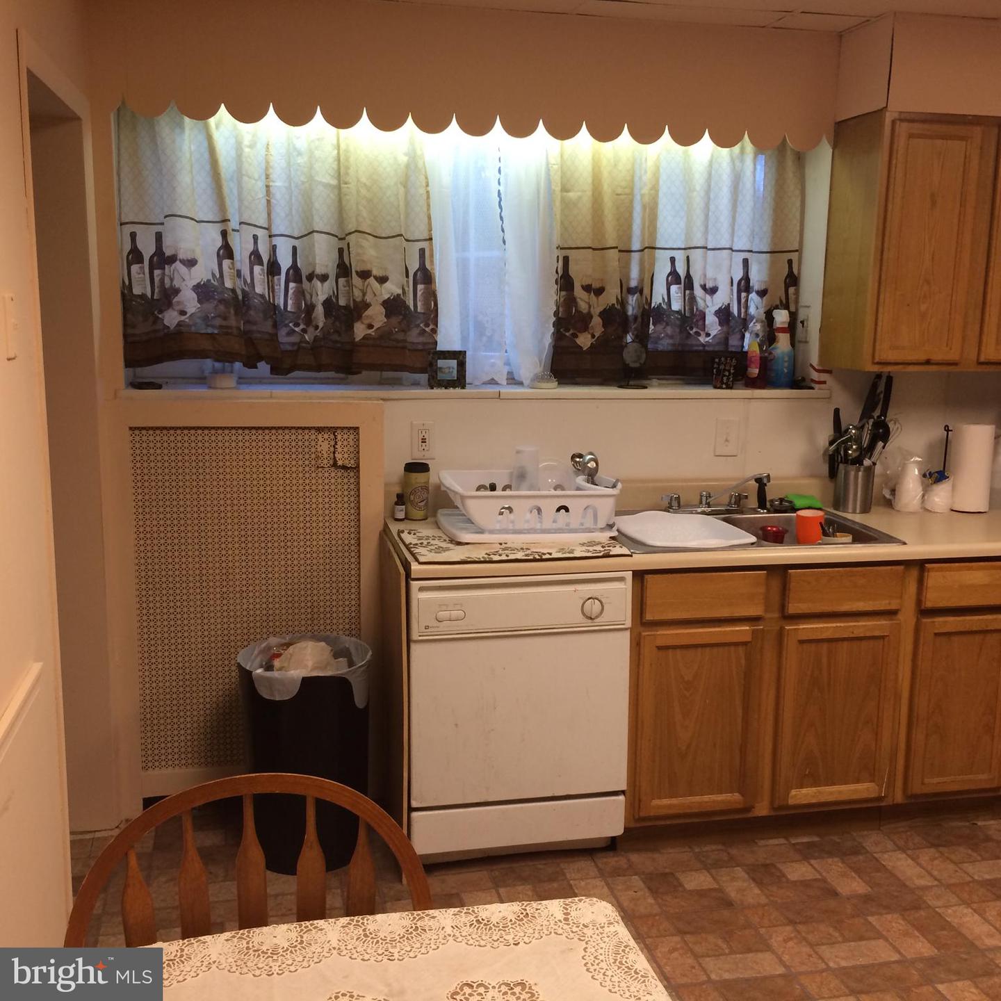 7305 N Twelfth St Property Photo 6