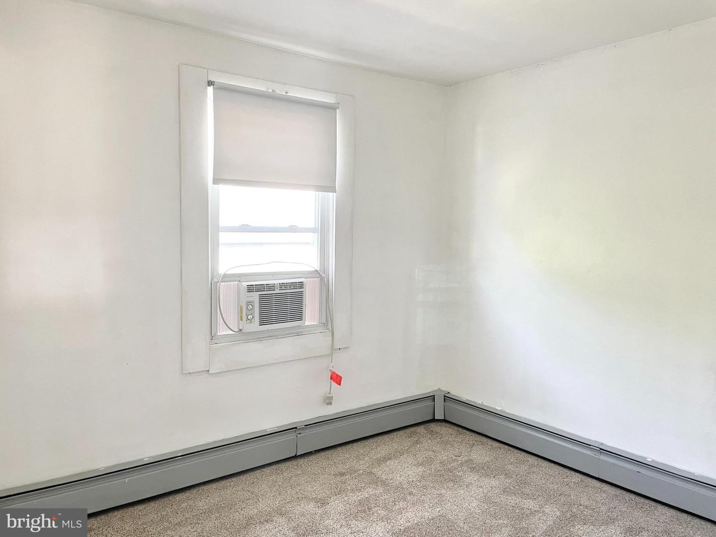 218 Green St Property Photo 15