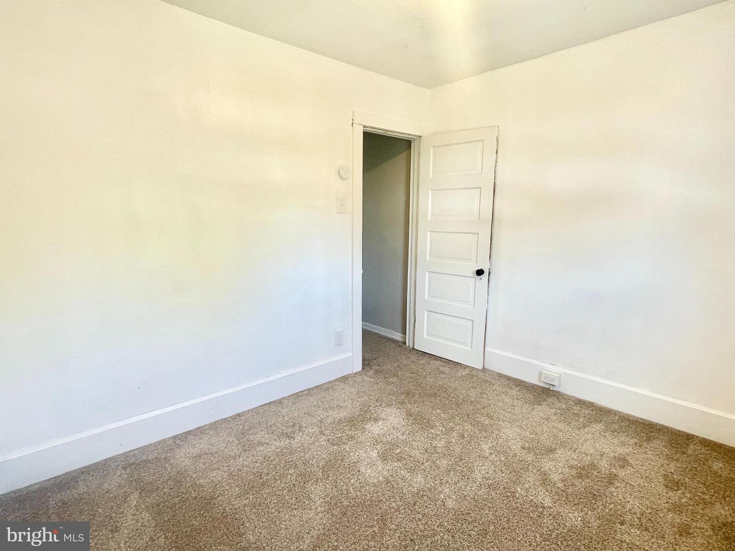 218 Green St Property Photo 16