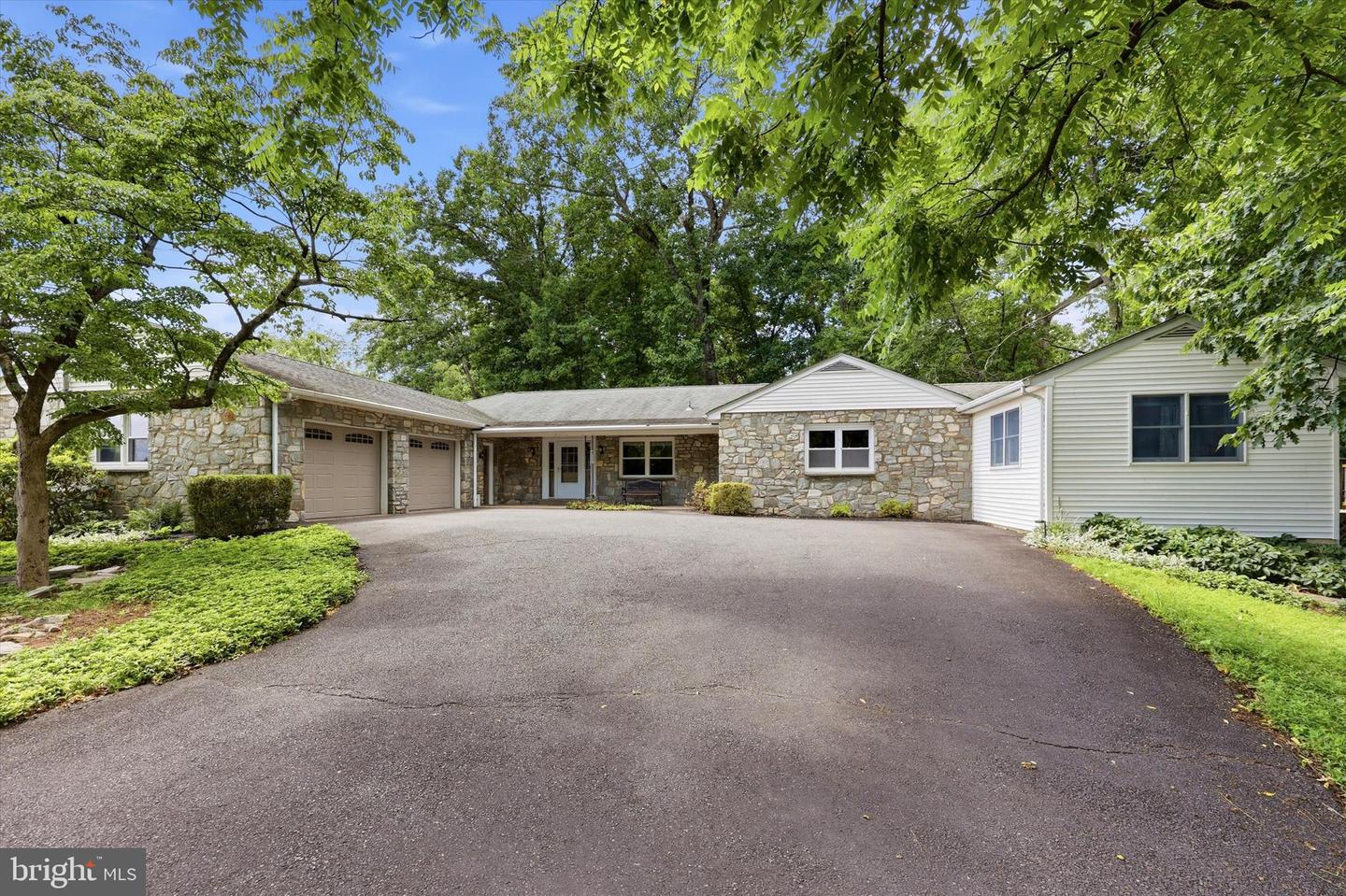 165 Godshall Rd Property Photo 1