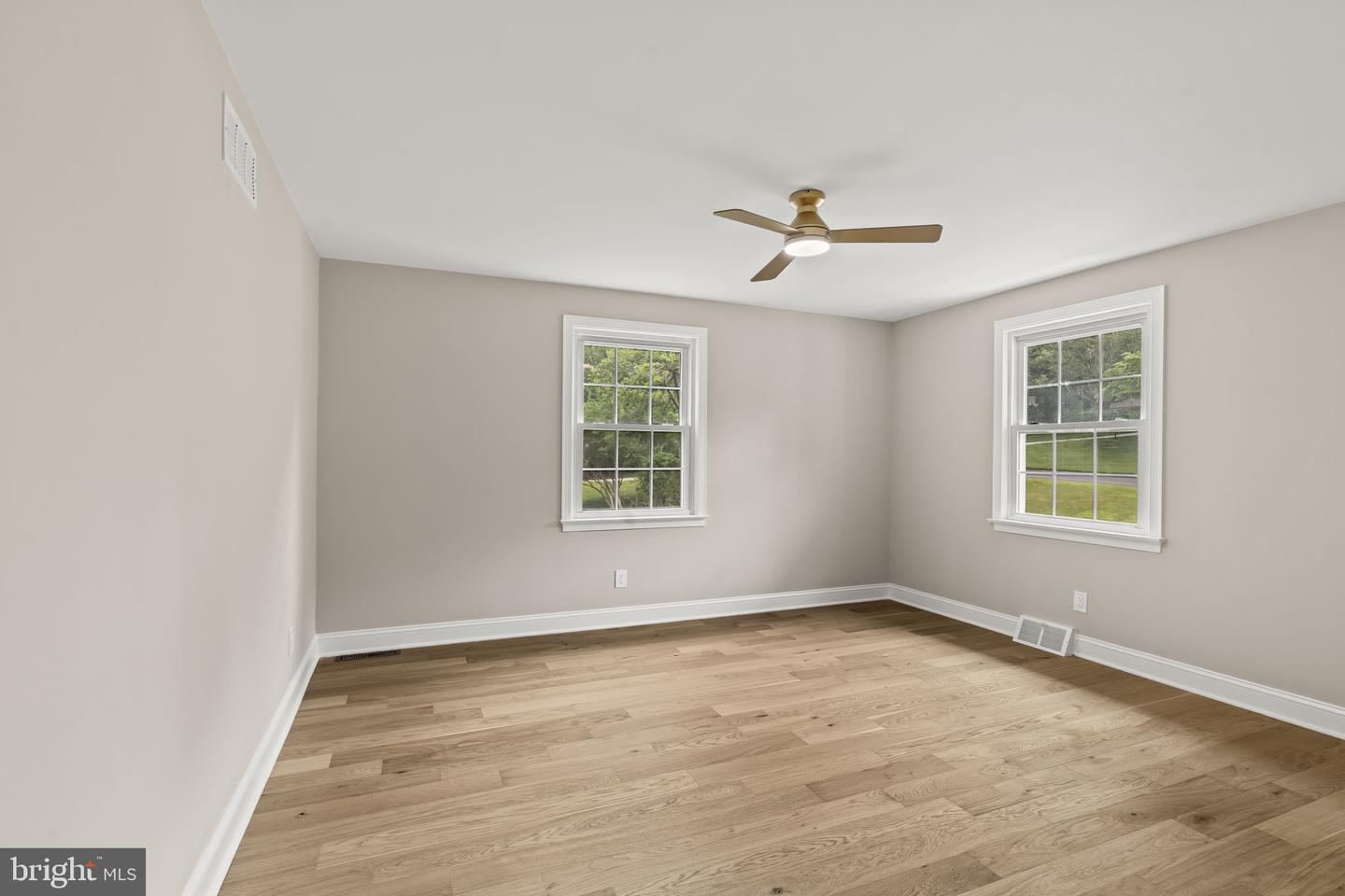 1215 Club House Rd Property Photo 34