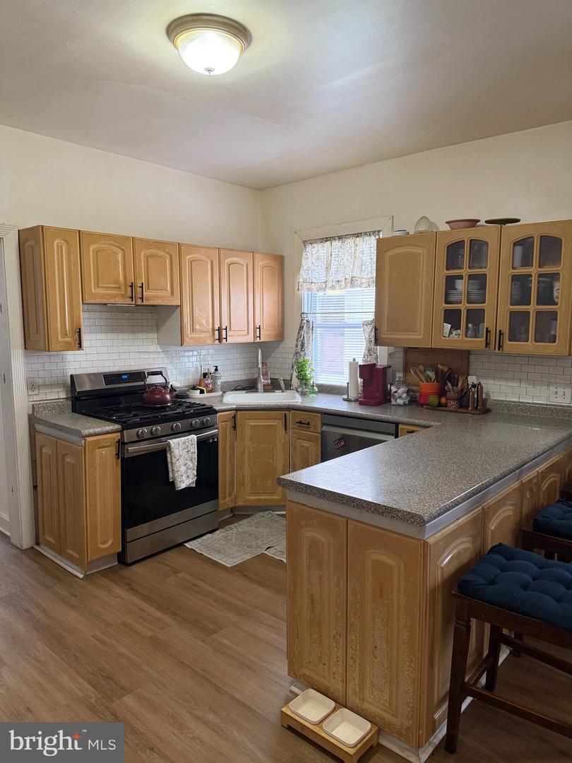1504 Willow Ave Property Photo 6