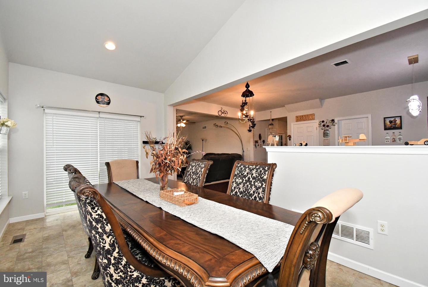 245 Sumner Ct Property Photo 20