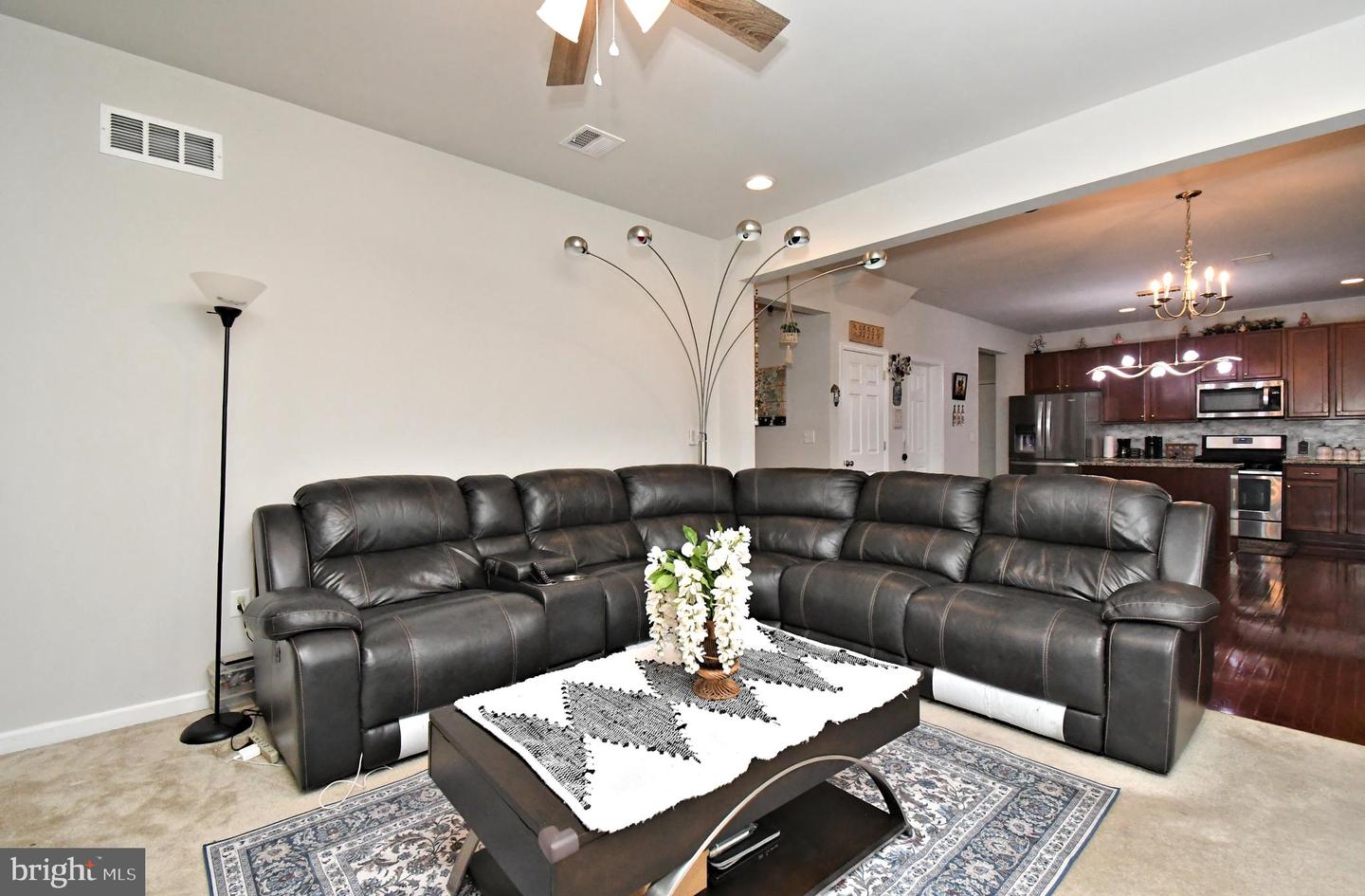 245 Sumner Ct Property Photo 24