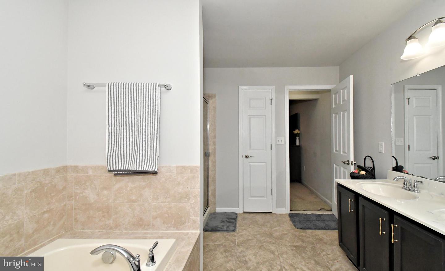 245 Sumner Ct Property Photo 34