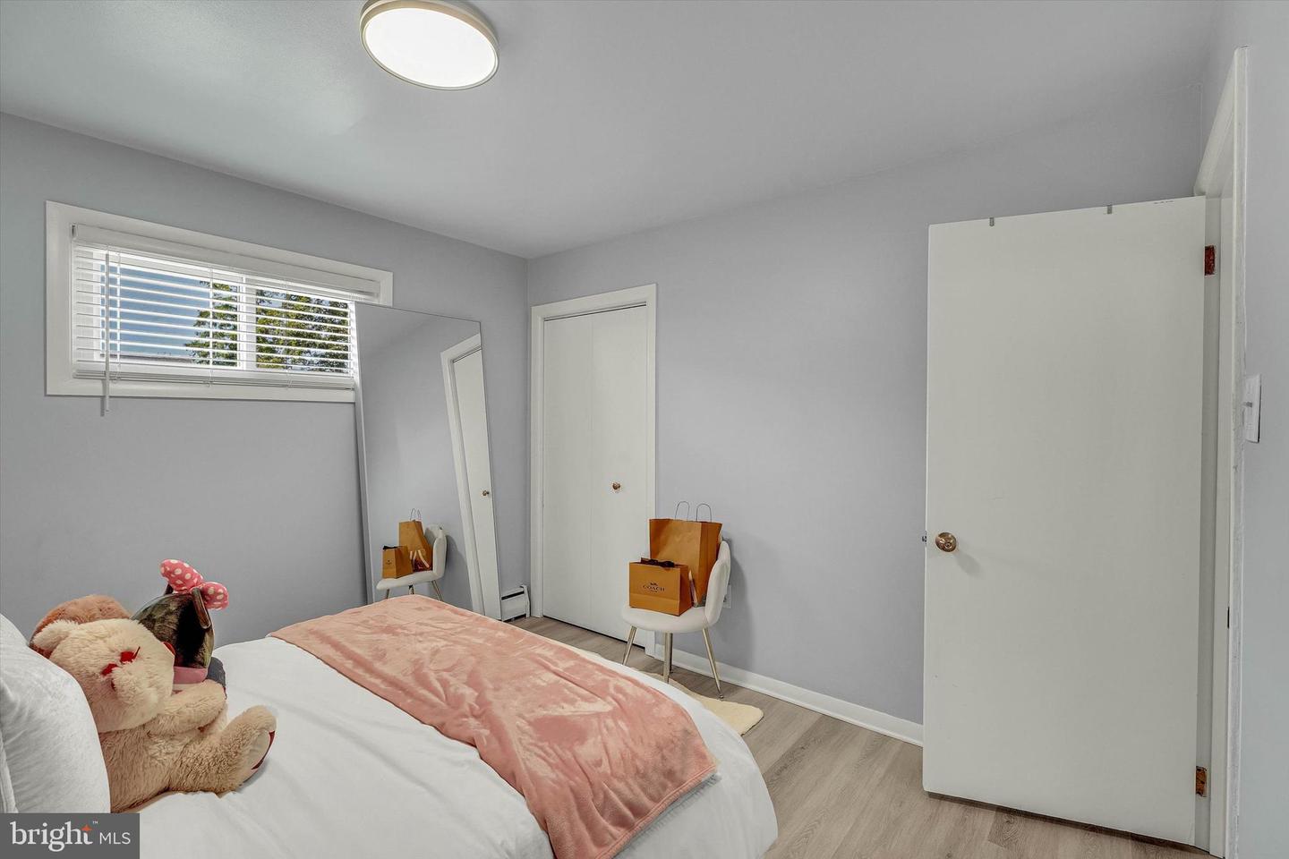 215 S Henderson Rd # Property Photo 25