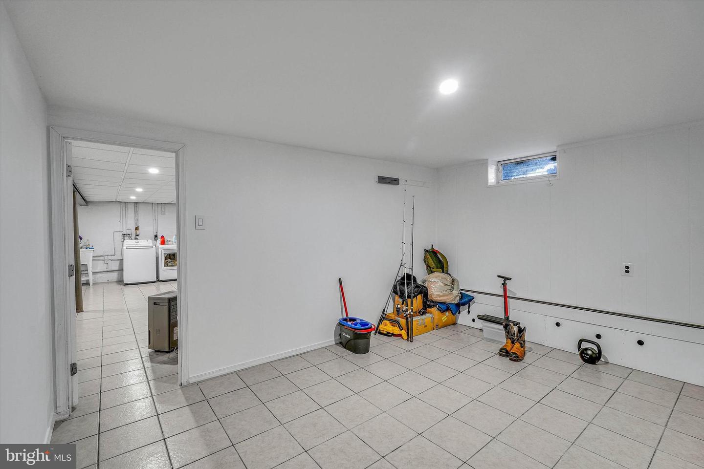 215 S Henderson Rd # Property Photo 29