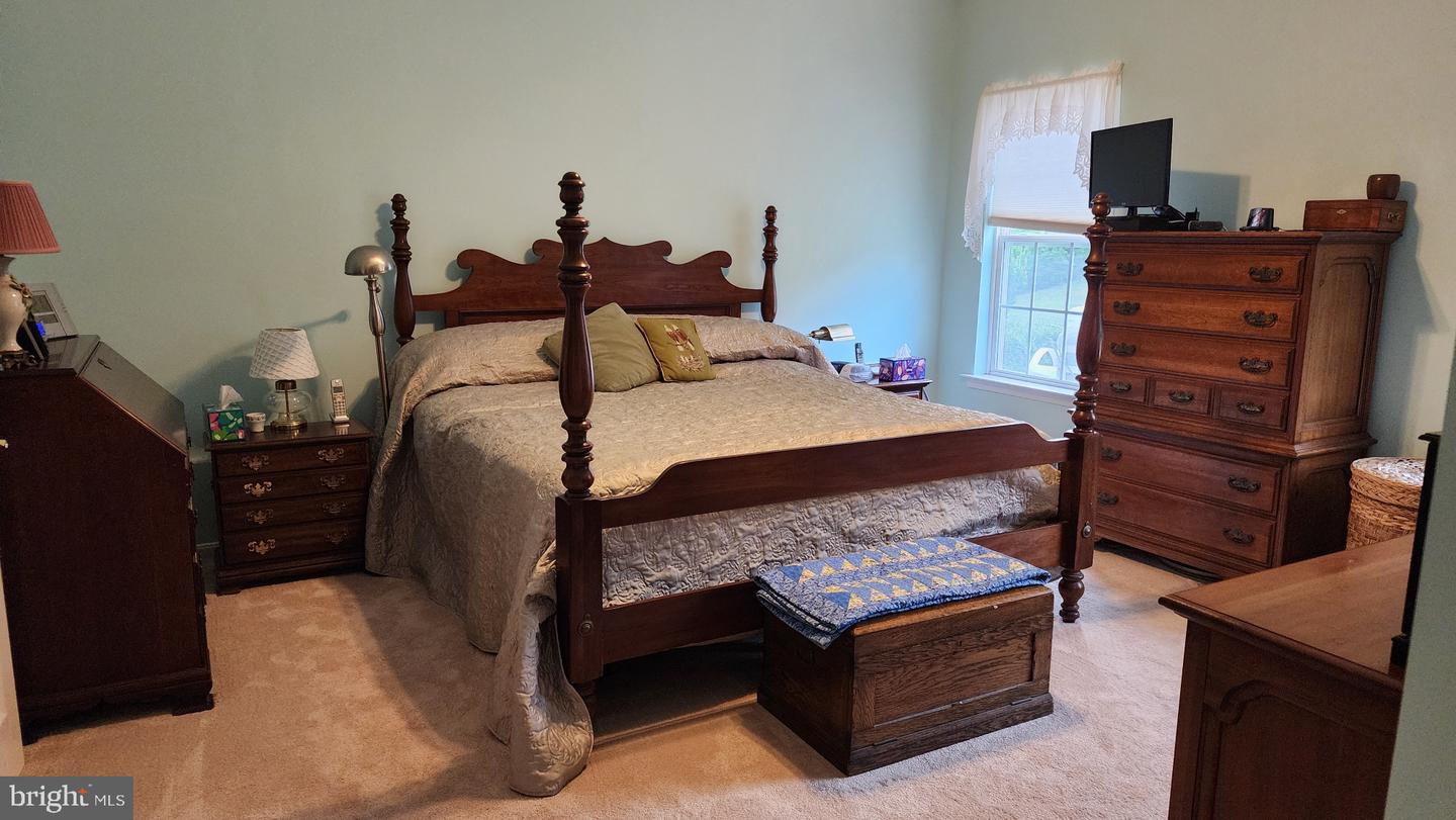 734 Twining Way Property Photo 31