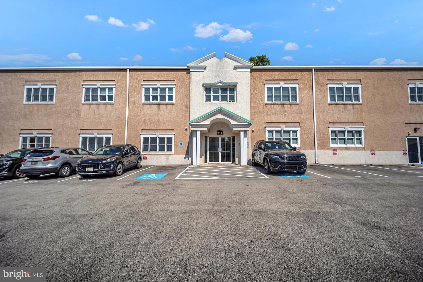 815 Greenwood Ave #a-3 Property Photo 30