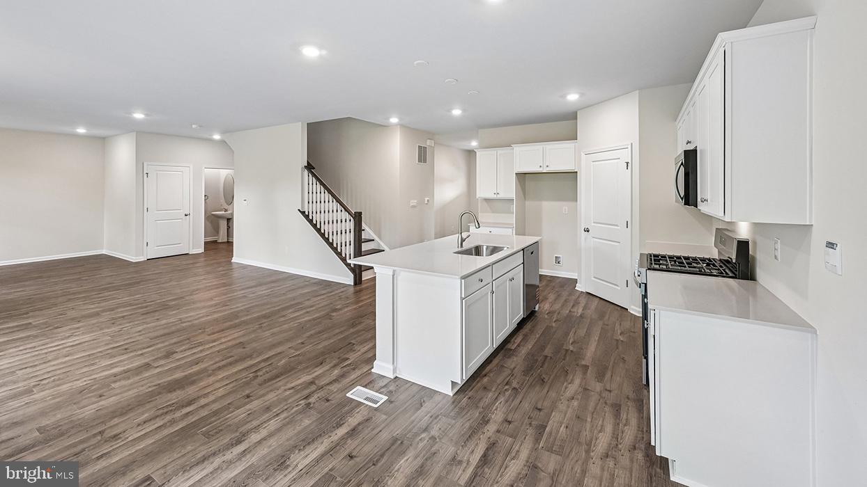 3029 Martha Way Property Photo 15