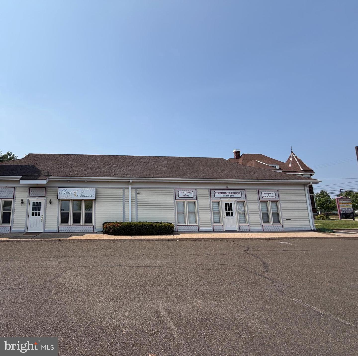 120 BETHLEHEM PIKE #UNIT 105 Property Photo 1