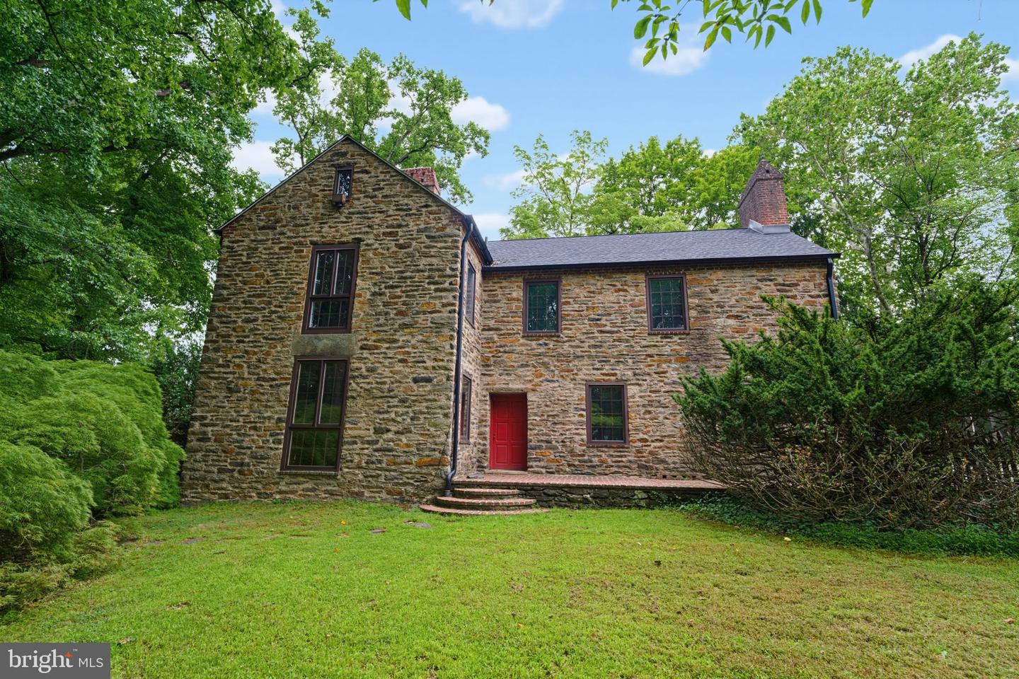 845 Dale Rd Property Photo 3