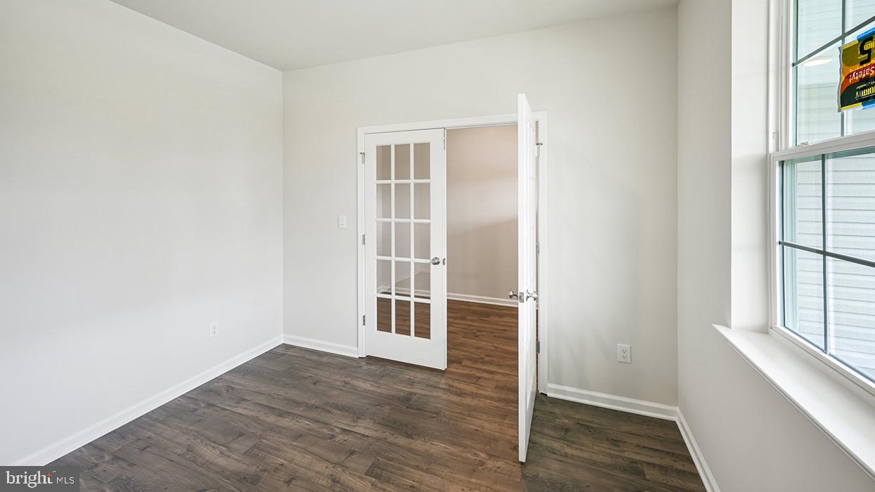 3049 Martha Way Property Photo 3