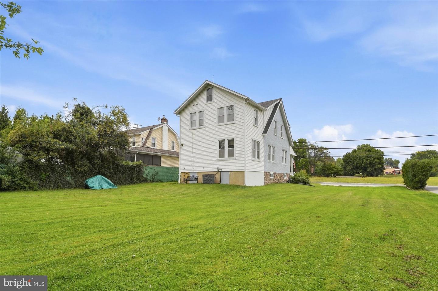 10 W Township Line Rd Property Photo 23