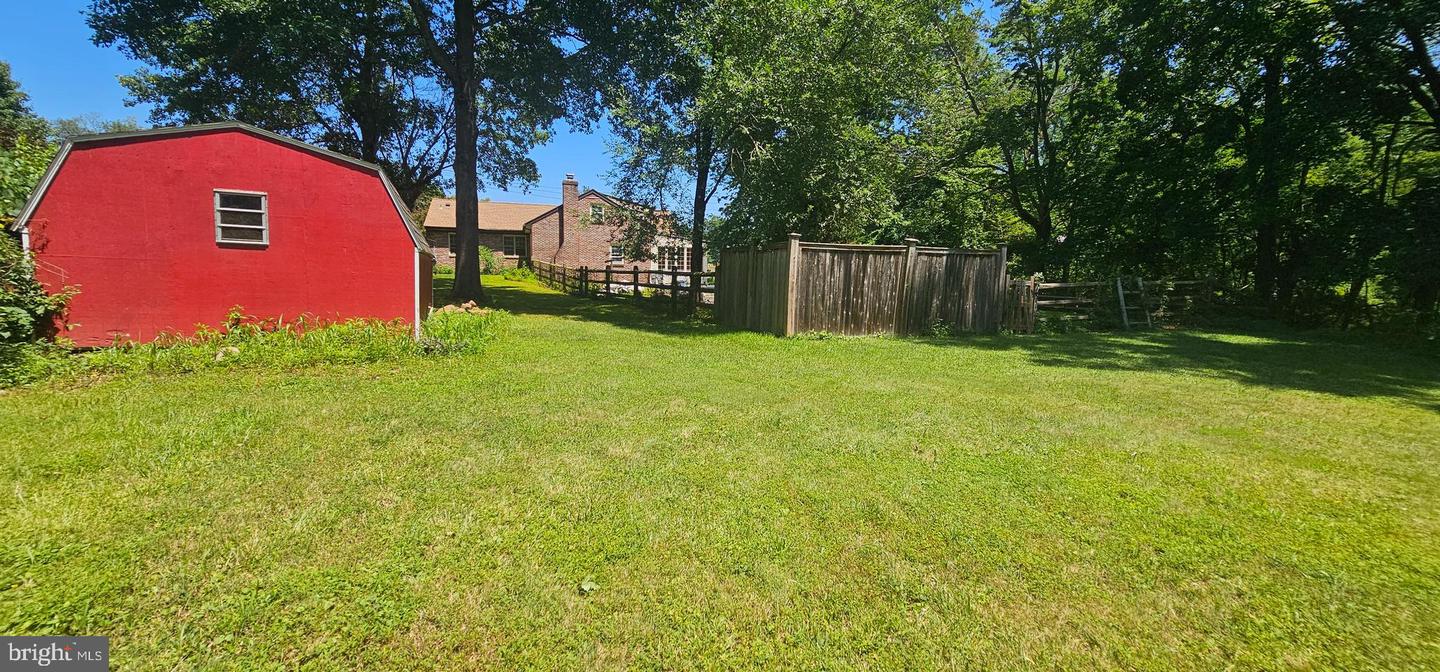 2247 E Orvilla Rd Property Photo 34