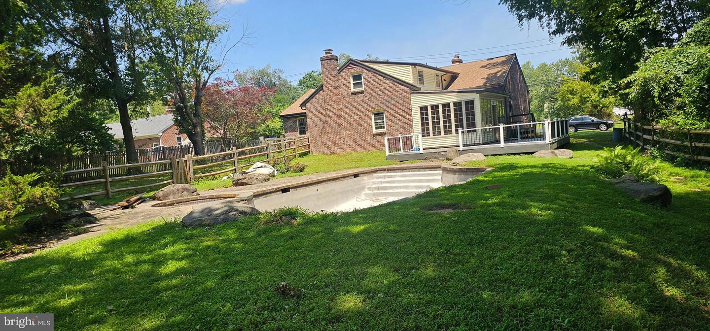 2247 E Orvilla Rd Property Photo 36