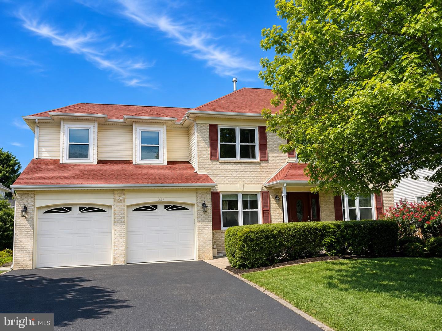 227 SHELLY DR