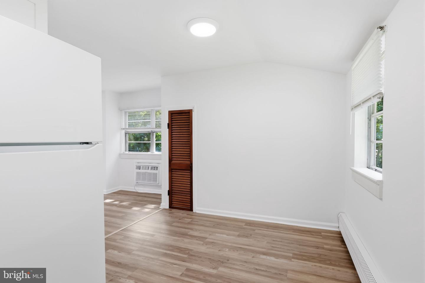 343 Summer Ave Property Photo 11