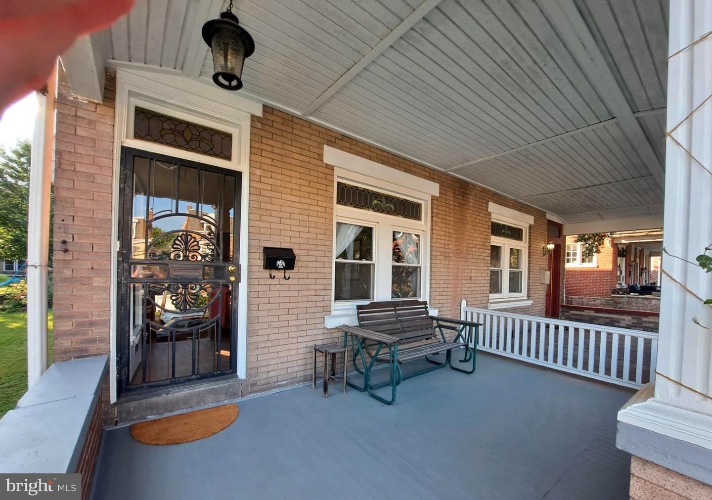 707 Stanbridge St Property Photo 1
