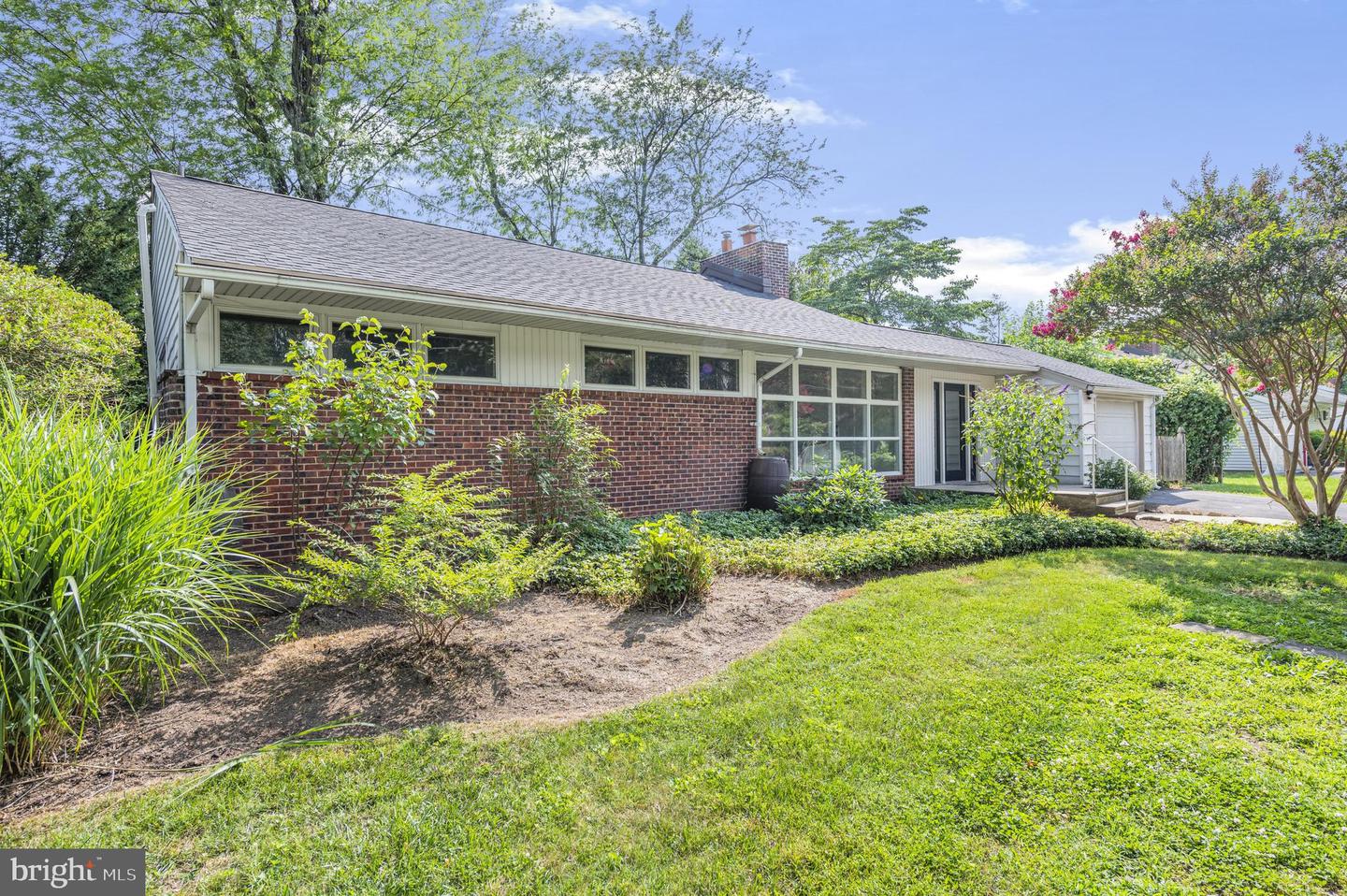 706 Moredon Rd Property Photo 3