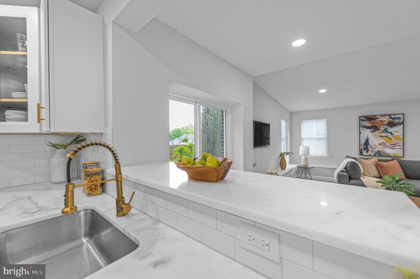 706 Moredon Rd Property Photo 10