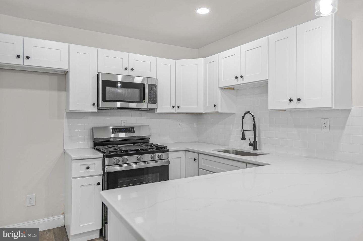 706 Northridge Dr #32-a Property Photo 7