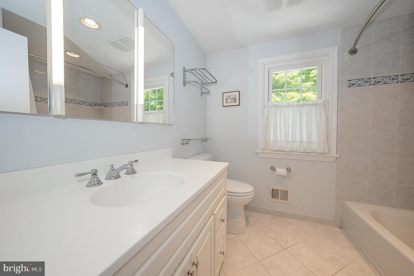 132 Gulph Hills Rd Property Photo 28