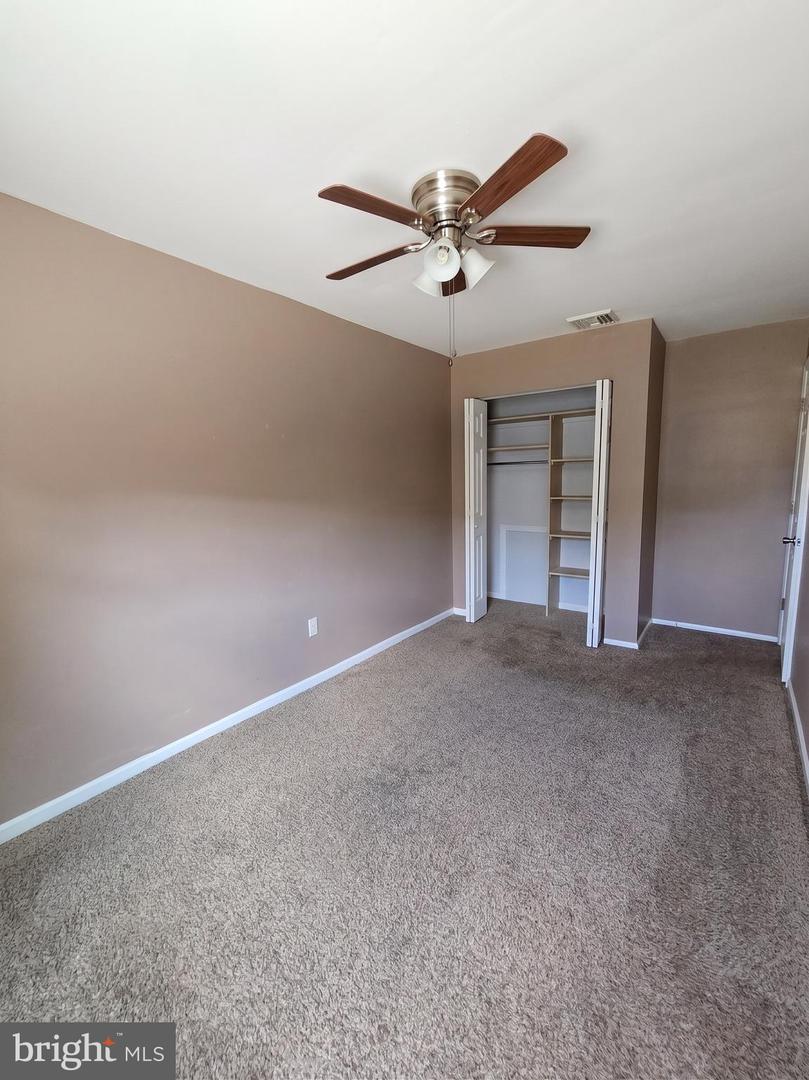 1803 Walnut Ridge Ests Property Photo 10
