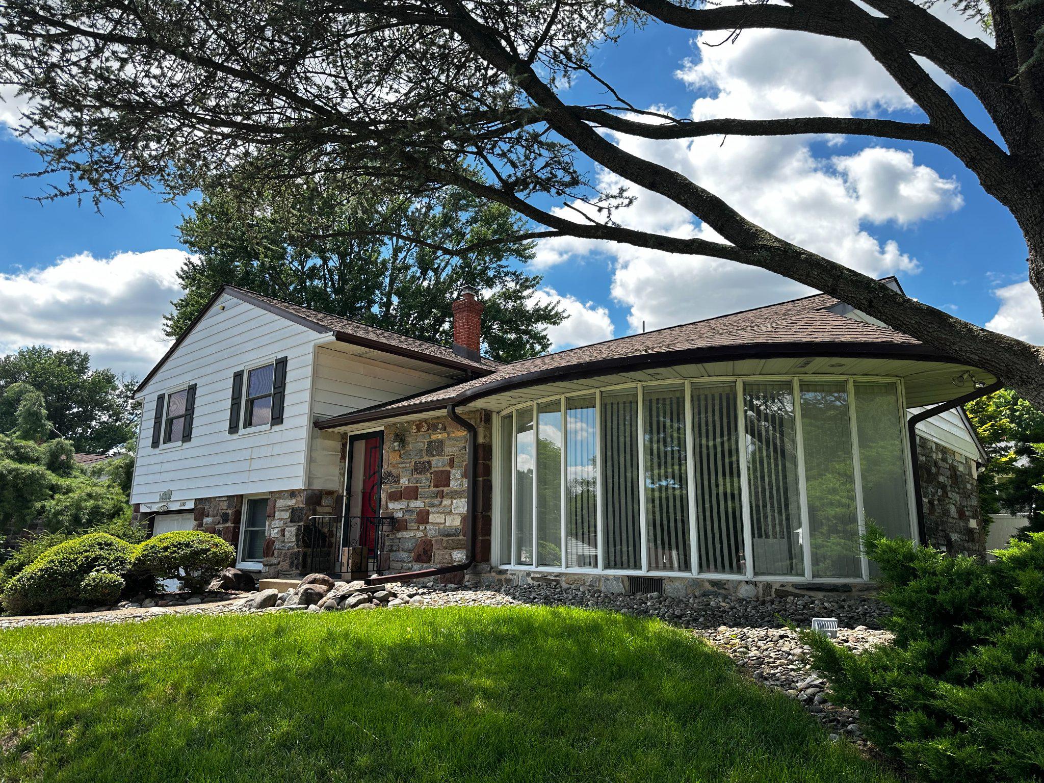 1180 Ballytore Rd Property Photo 1