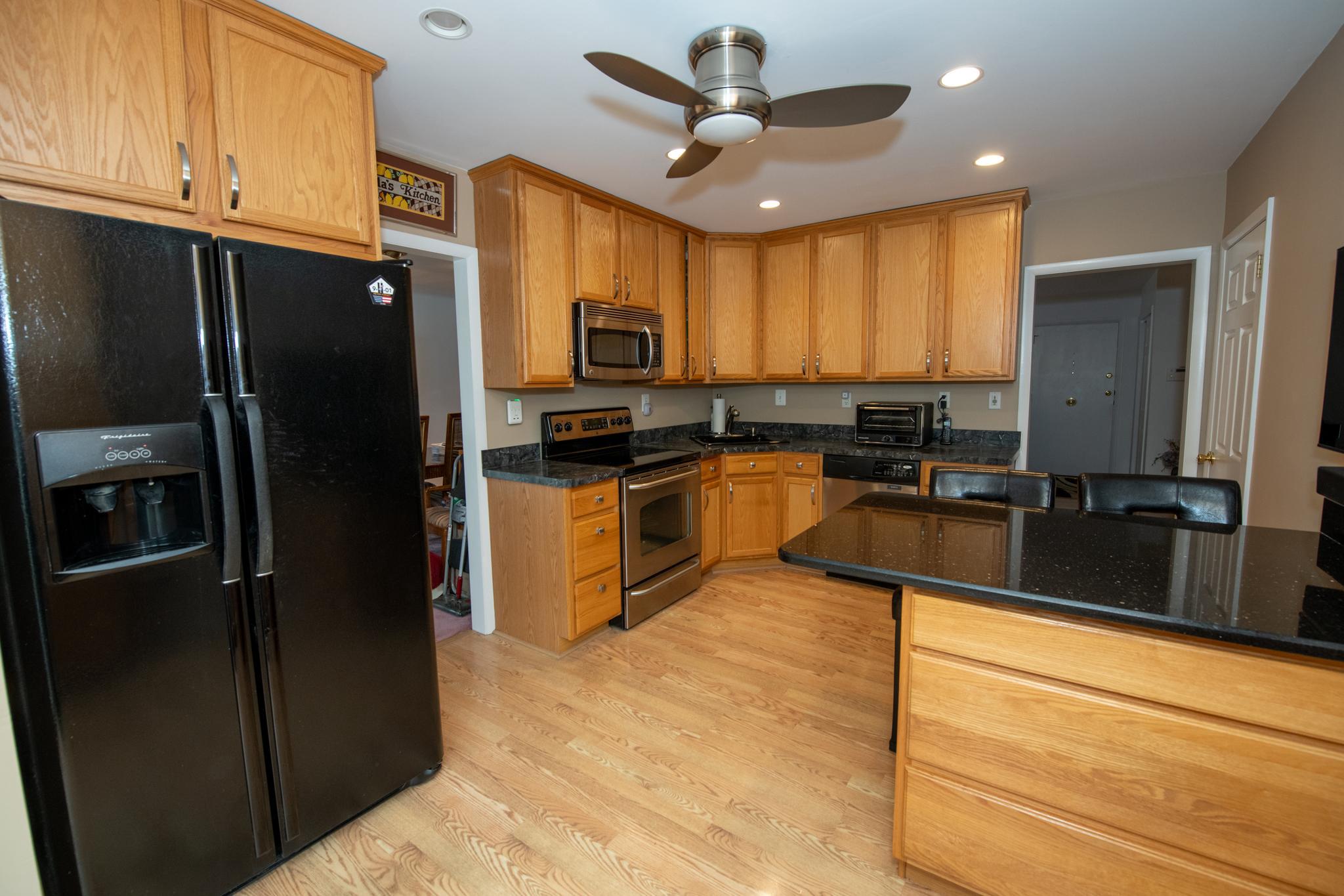 1180 Ballytore Rd Property Photo 4