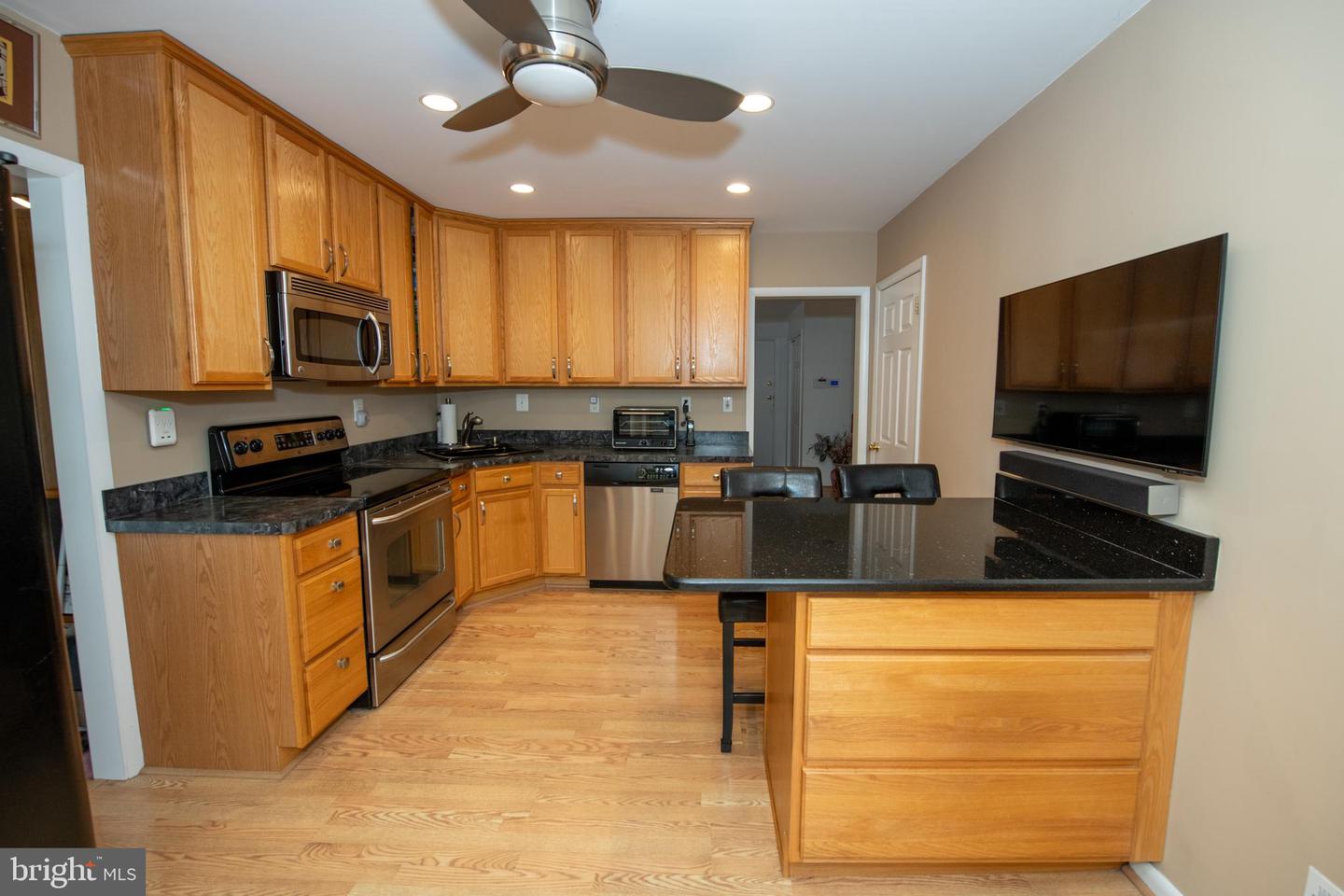1180 Ballytore Rd Property Photo 5