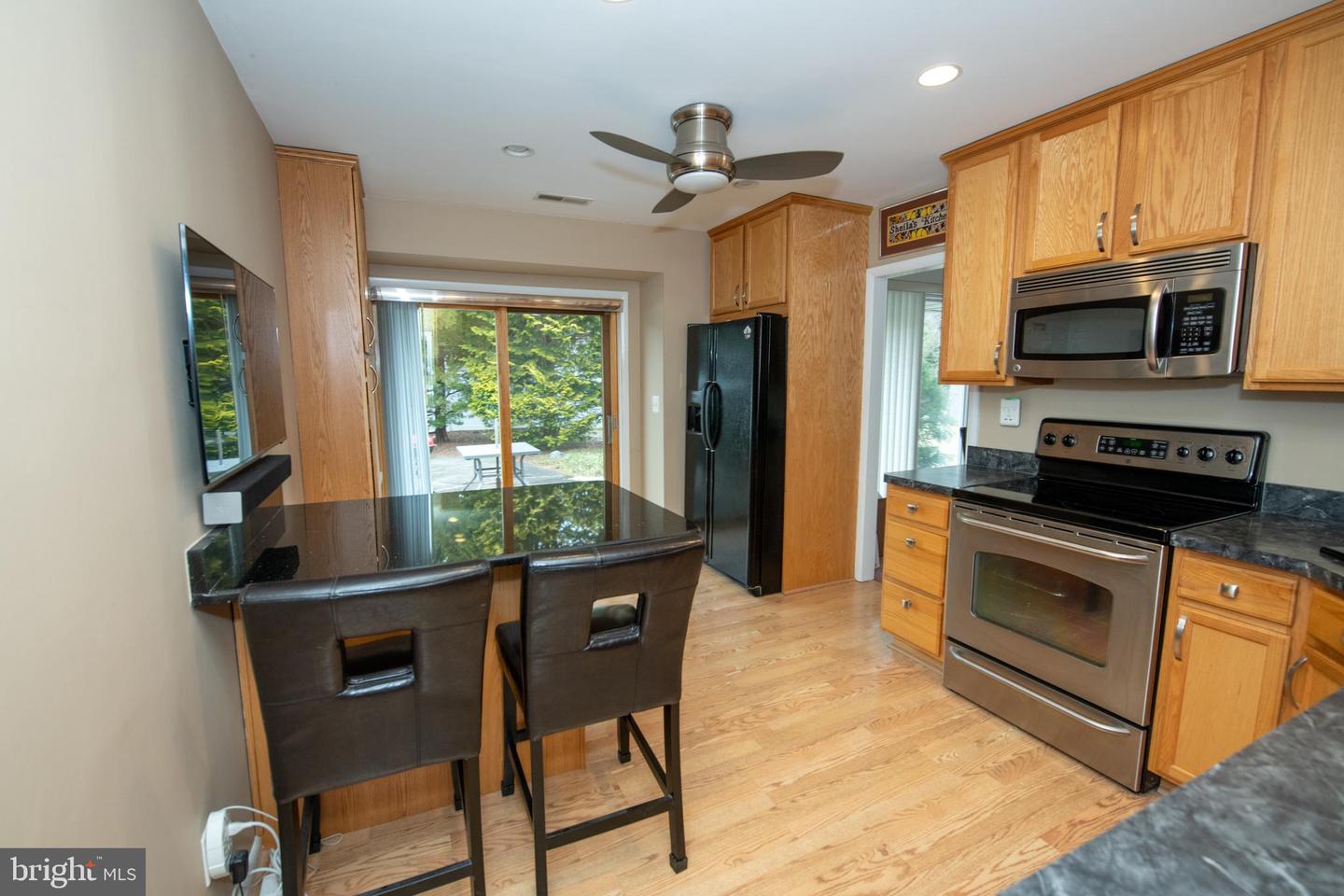 1180 Ballytore Rd Property Photo 6
