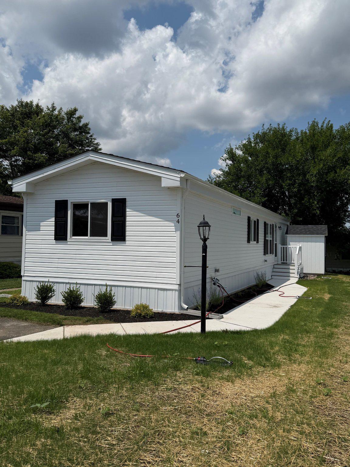 64 LONGWOOD PL