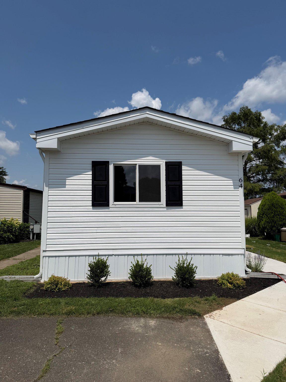 64 Longwood Pl Property Photo 2